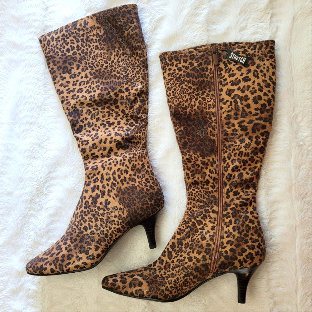 IMPO stretch leopard boots size 8.5